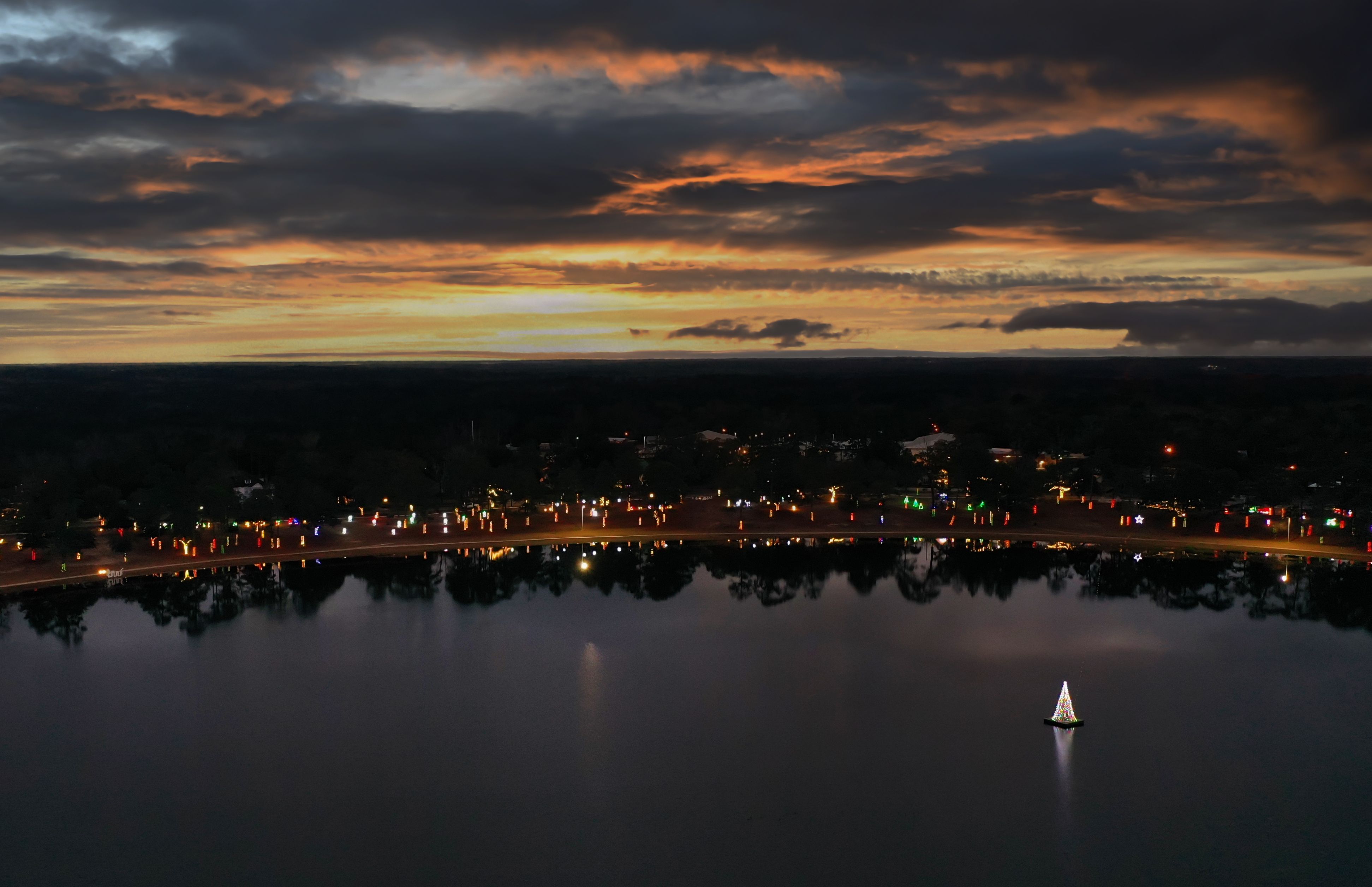 Defuniak Springs Christmas Reflections